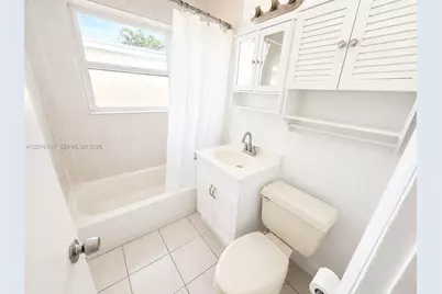 825 S 20th Ave #A, Hollywood, FL 33020 - Photo 4