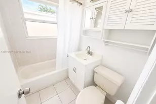 825 S 20th Ave, Hollywood, FL 33020 - Photo 4