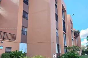 9420 W Flagler St, Miami, FL 33174 - Photo 46