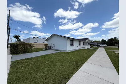 7993 SW 9th Ter, Miami, FL 33144 - Photo 10