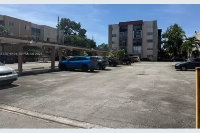3640 NW 9th St #201, Miami, FL 33125 - Photo 6