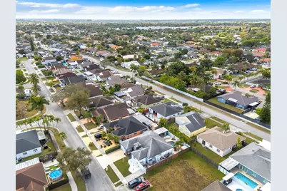 15480 SW 144th Ave, Miami, FL 33177 - Photo 32