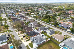 15480 SW 144th Ave, Miami, FL 33177 - Photo 32