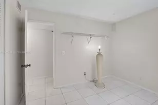 3048 E Sunrise Lakes Dr, Sunrise, FL 33322 - Photo 32