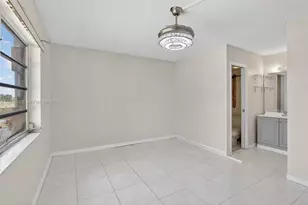 3048 E Sunrise Lakes Dr, Sunrise, FL 33322 - Photo 20