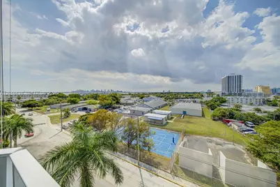 7601 E Treasure Dr #703, North Bay Village, FL 33141 - Photo 10