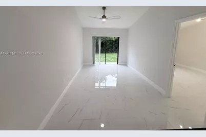 1300 Wiley St #2, Hollywood, FL 33019 - Photo 4
