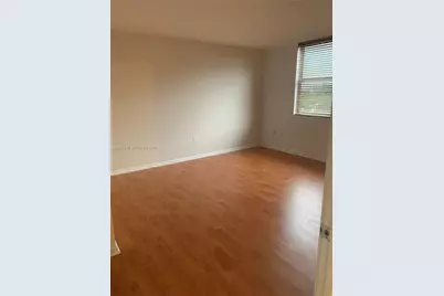 1555 N Treasure Dr #506, North Bay Village, FL 33141 - Photo 4