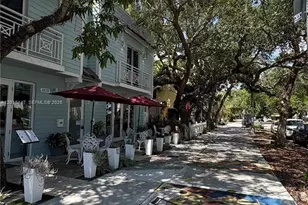 3872 Grand Ave, Miami, FL 33133 - Photo 2