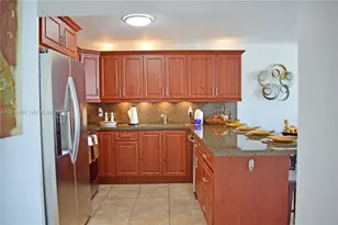 401 Ocean Dr, Miami Beach, FL 33139 - Photo 4