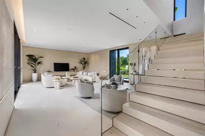 4550 N Jefferson Ave, Miami Beach, FL 33140 - Photo 18