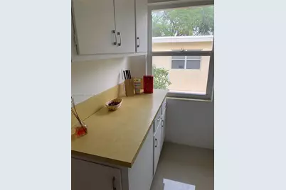 723 NE 91st St #3C, Miami Shores, FL 33138 - Photo 10