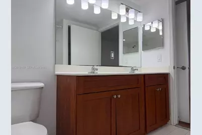 36 NW 6th Ave #1108, Miami, FL 33128 - Photo 30