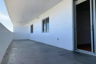 36 NW 6th Ave, Miami, FL 33128 - Photo 2