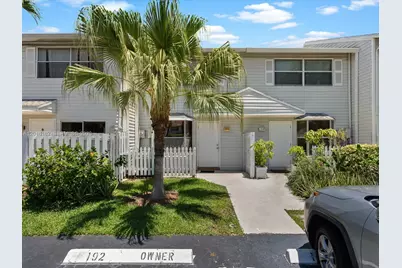 2685 NE 15th St, Pompano Beach, FL 33062 - Photo 2
