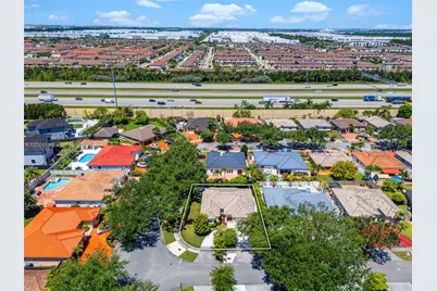 16238 NW 91st Ave, Miami Lakes, FL 33018 - Photo 48