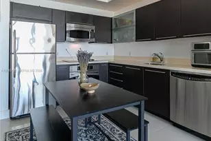 90 SW 3rd St, Miami, FL 33130 - Photo 10