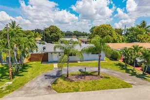 8451 NW 16th St, Pembroke Pines, FL 33024 - Photo 2