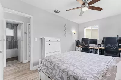 8451 NW 16th St, Pembroke Pines, FL 33024 - Photo 20