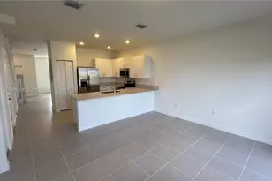 2792 SE 26th Ave, Homestead, FL 33035 - Photo 4