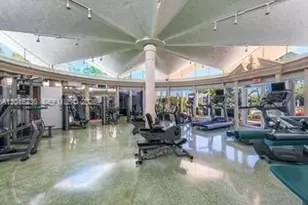 5055 Collins Ave, Miami Beach, FL 33140 - Photo 10