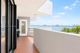 555 NE 30th St, Miami, FL 33137 - Photo 2