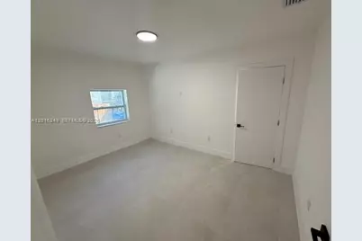 328 NE 57th St, Miami, FL 33137 - Photo 10