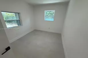 328 NE 57th St, Miami, FL 33137 - Photo 14