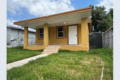 1669 NW 70th St, Miami, FL 33147 - Photo 2