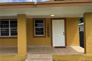 1669 NW 70th St, Miami, FL 33147 - Photo 14