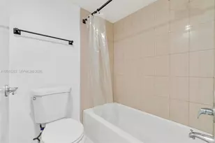 8275 SW 152nd Ave, Miami, FL 33193 - Photo 8