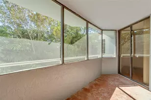 8275 SW 152nd Ave, Miami, FL 33193 - Photo 6