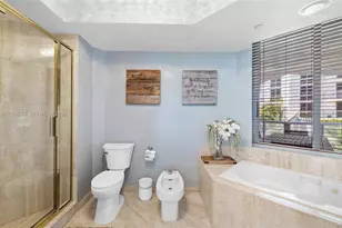 18671 Collins Ave, Sunny Isles Beach, FL 33160 - Photo 38