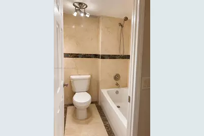 309 Lakeview Dr #204, Weston, FL 33326 - Photo 14
