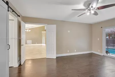 12486 SW 9th Pl, Davie, FL 33325 - Photo 30