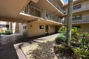 10975 SW 107th St, Miami, FL 33176 - Photo 2