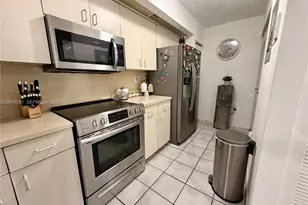 8520 SW 212th St, Cutler Bay, FL 33189 - Photo 22