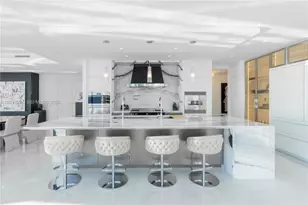 17975 Collins Ave, Sunny Isles Beach, FL 33160 - Photo 4