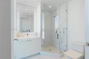 17975 Collins Ave, Sunny Isles Beach, FL 33160 - Photo 24