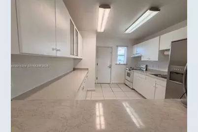 1950 W 54th St #413, Hialeah, FL 33012 - Photo 4