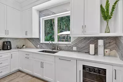 442 Amalfi Ave, Coral Gables, FL 33146 - Photo 28