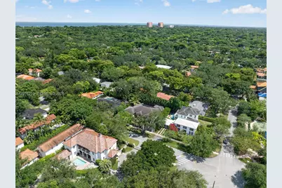 442 Amalfi Ave, Coral Gables, FL 33146 - Photo 72