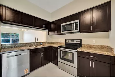 43 Simonton Cir, Weston, FL 33326 - Photo 24