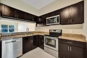 43 Simonton Cir, Weston, FL 33326 - Photo 24