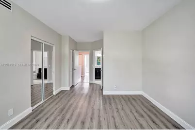43 Simonton Cir, Weston, FL 33326 - Photo 8