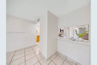 5521 Courtyard Dr #5521, Margate, FL 33063 - Photo 12