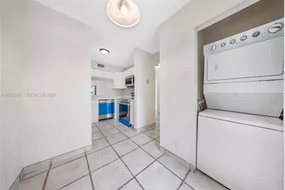 5521 Courtyard Dr #5521, Margate, FL 33063 - Photo 8
