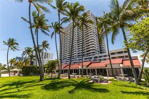2555 Collins Ave, Miami Beach, FL 33140 - Photo 28
