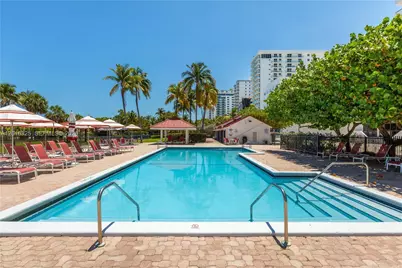 2555 Collins Ave #2205, Miami Beach, FL 33140 - Photo 24