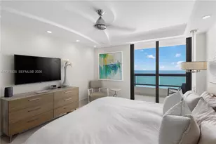 2555 Collins Ave, Miami Beach, FL 33140 - Photo 18